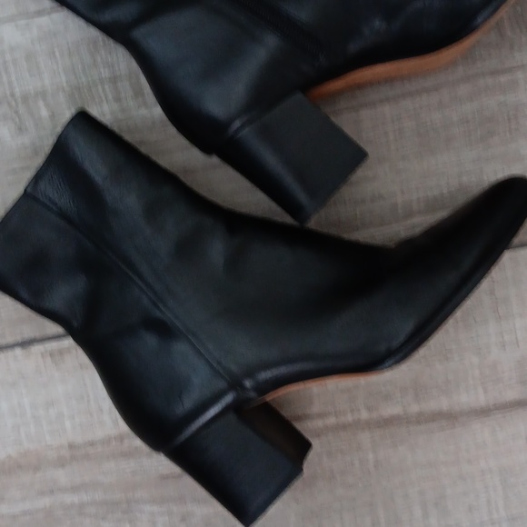 ALEXANDRE BIRMAN..ANKLE BOOT..SIZE 37 - Picture 2 of 10